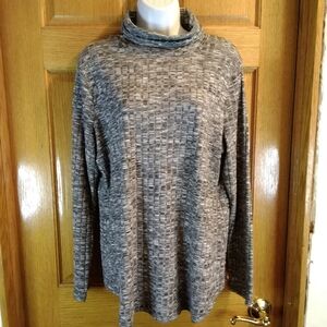 Women's Gray Turtleneck Top